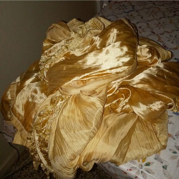 6 royal curtains ✨️ - Picture 2 of 16